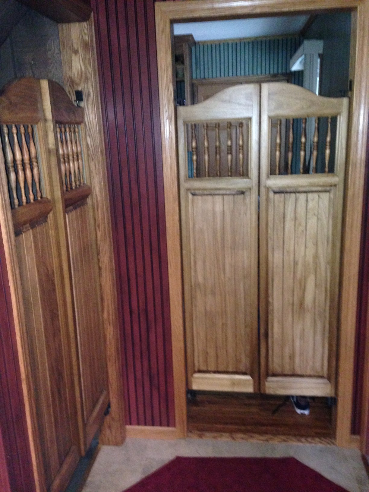Craftsman Spindles Saloon Doors 
