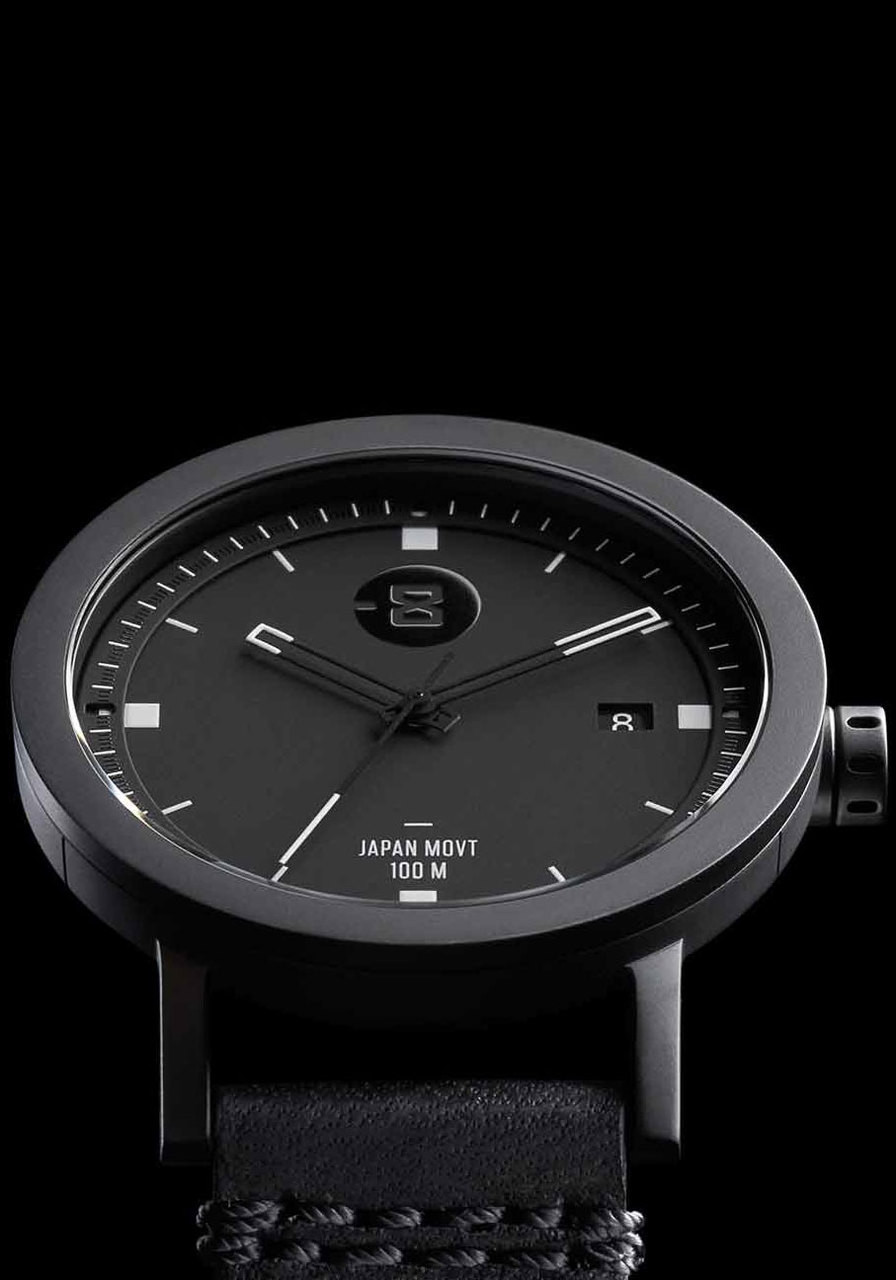 Minus-8 Zone 2 Black Black | Watches.com