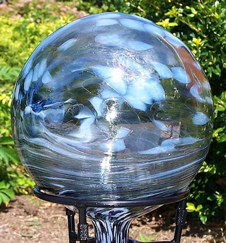 Garden Gazing Ball 'Winter"