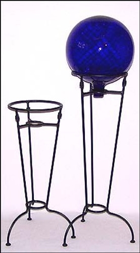 Traditional Gazing Ball Stand